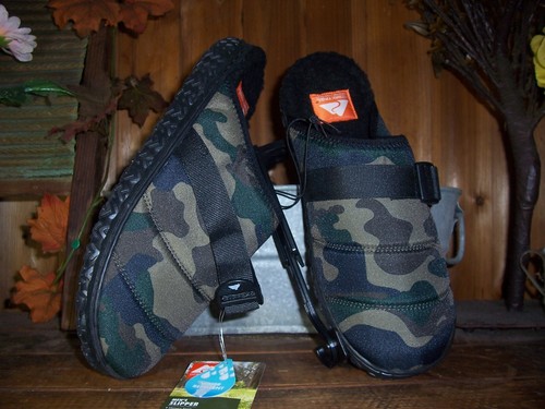 OZARK TRAIL MENS CAMOUFLAGE WATER REPELLENT CAMPING SLIPPERS SHOES SIZE 11 NEW
