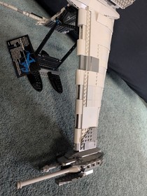 LEGO Star Wars: B-Wing Starfighter (10227) Complete With All Manuals (No Box)