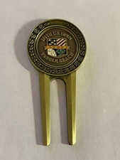 2000 U.S. Open Championship Divot Tool & 1" Coin Golf Marker - Tiger Woods Wins!