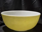 Vintage Pyrex Large Primary Yellow Mixing Bowl  4 QT USA #404 Ovenware
