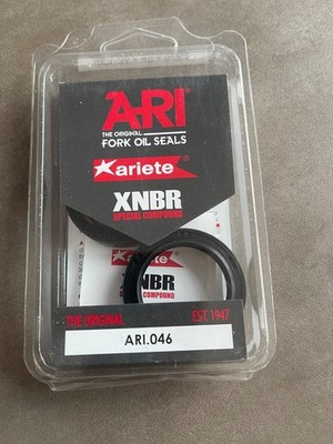 Premium ARIETE Motorrad Gabel Öldichtringe ARI.046