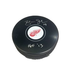 BRENDAN SHANAHAN Signed Detroit Red Wings Puck - HOF '13 - Beckett