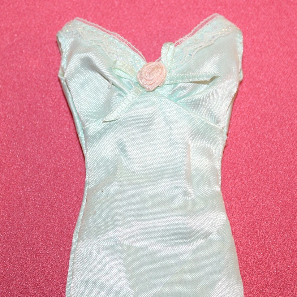 Robe poupée Barbie fashion avenue Mattel vintage - Photo 2/3