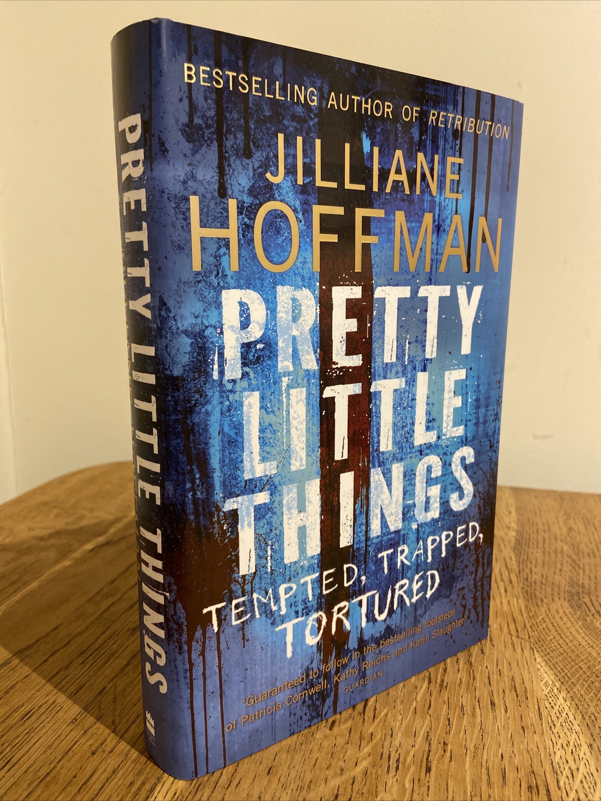 Pretty Little Things by Jilliane Hoffman 2010 SIGNED & DATED UK 1st/1st HB