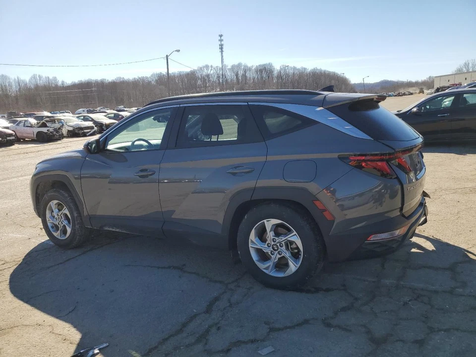 Conjunto de filtro de aire usado se adapta a: Hyundai Tucson 2024 2,5 L construido en EE. UU. grado A Foto 2 de 4