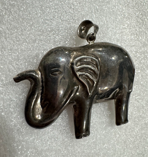 Sterling Silver Elephant Pendant Puffy 3D Trunk UP Good Luck 12 Grams - Picture 3 of 5