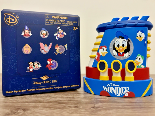 Disney Cruise Line Disney WONDER Donald Funnel Mystery Box Figure New ...