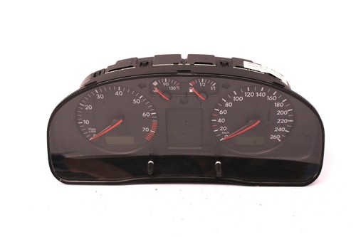 VW Passat 3B 3B1919880 Tacho Tachometer Kombiinstrument Benziner km/h VDO KFZ