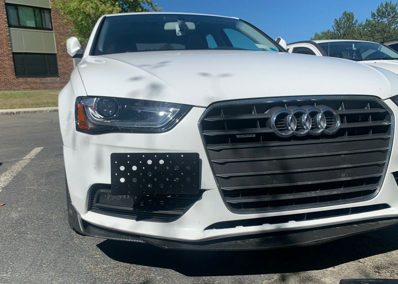 Front Bumper Tow Hook License Plate Mount Bracket For Audi A4 S line