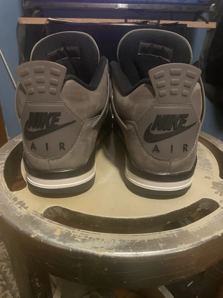 Jordan 4 Cave Stone Para Hombre Talla 12 Sin Caja Ligeramente Usado Original Todo Foto 2 de 4