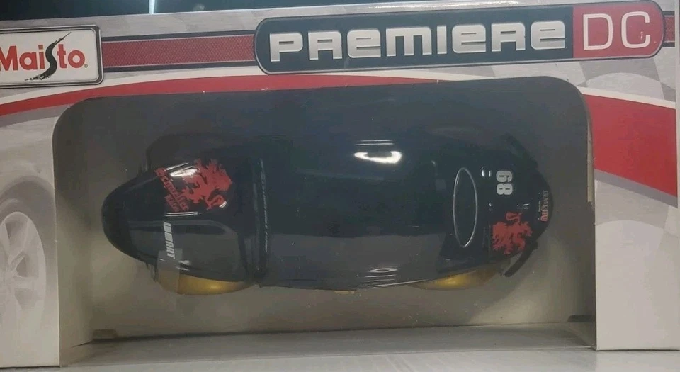 Maisto Premiere Volkswagen Oval Window Racing Beetle Schneller Kafer NEW/Sealed  - Image 3 of 4