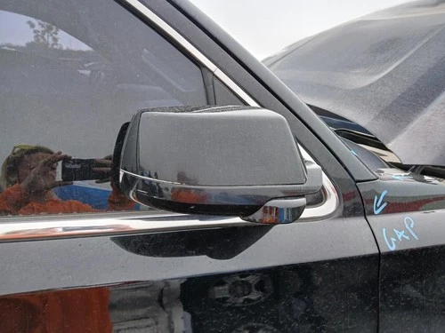 Used Right Door Mirror fits: 2015 Gmc Yukon xl 1500 Power turn signal opt DL3 w/