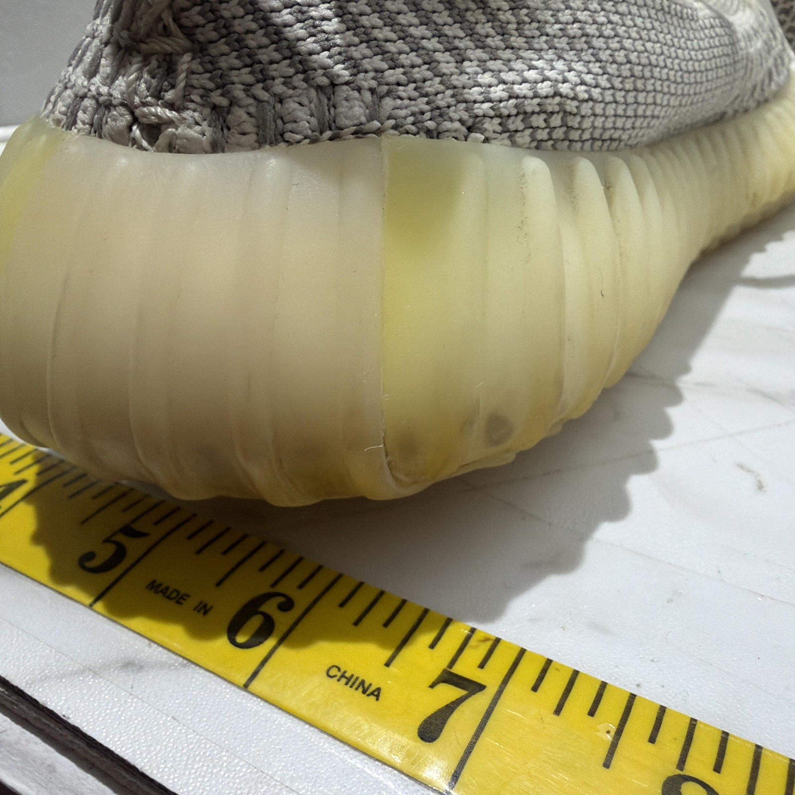 Adidas Yeezy Boost 350 V2 Natural FZ5246 Size 7.5 Pre-Owned thumbnail 18