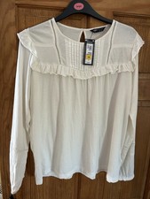 Very Pretty Cream M & S Cotton Frill Top Size 16