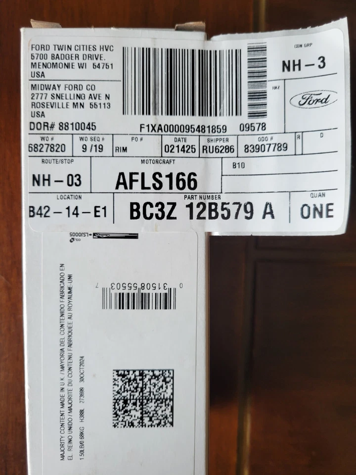 2015 Ford Transit Connect 2.5l MASS Sensor OEM Motorcraft  - Image 2 of 4