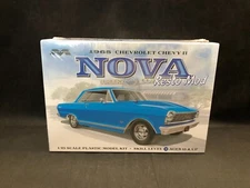 Moebius 1965 Chevrolet Chevy II Nova Resto Mod 1:25 Scale Model Kit 2323