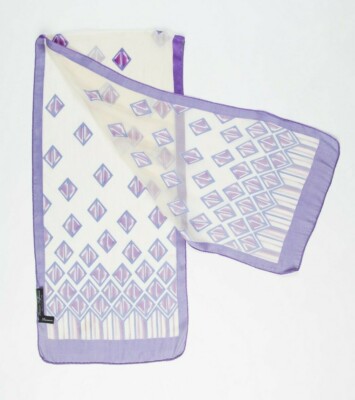 Magnifique écharpe '' Damasco Diffusione '' / '' Damasco Diffusione '' Silk Scarf