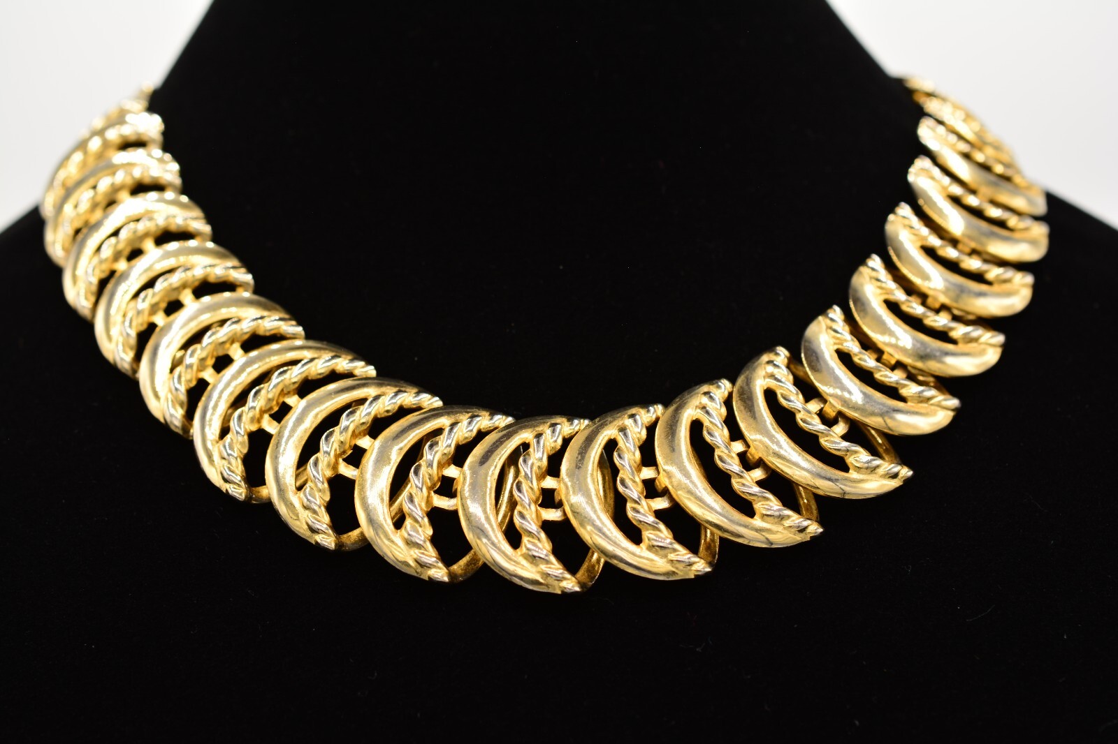 Vintage Chain Necklace Heavy Curbed Thick Textured Go… Gem