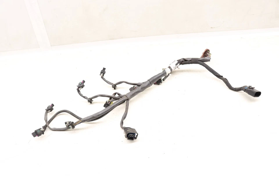 AUDI A4 QUATTRO 2014 3,0 L - Motor derecho/arnés de cableado inyector de combustible Foto 4 de 4