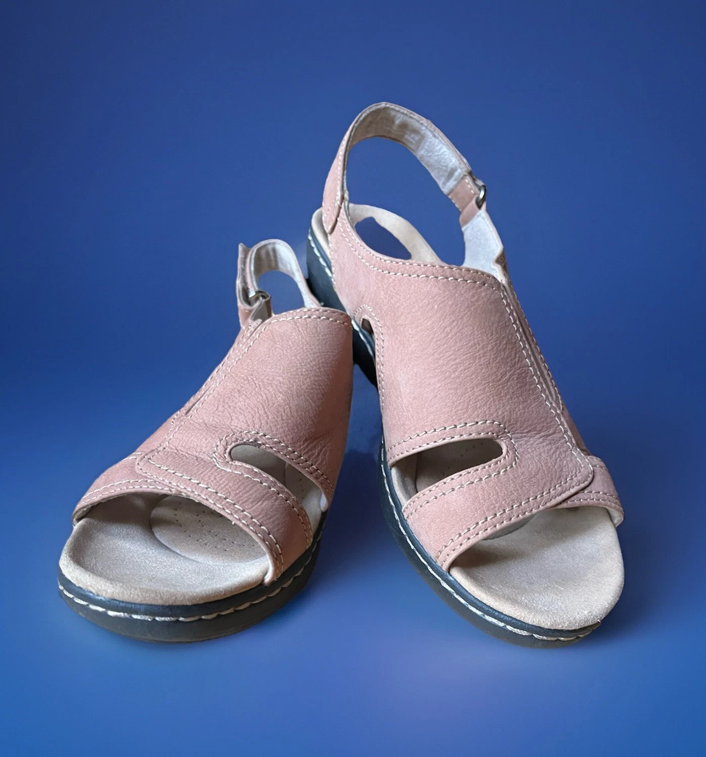 Clarks Airabell Merliah sandalo con zeppa slingback pelle sabbia taglia 7M immacolato.