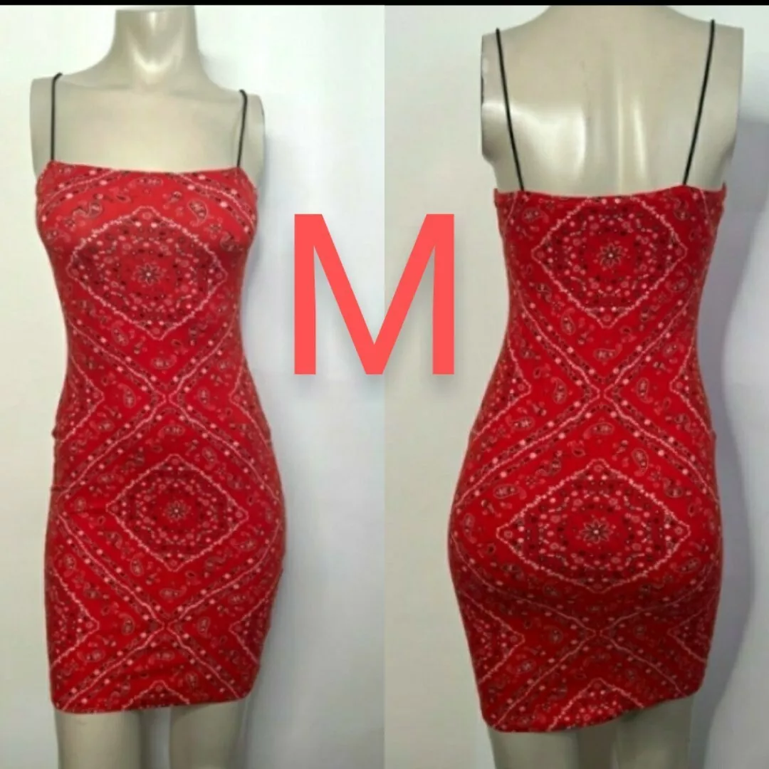 Red bandana sales bodycon dress