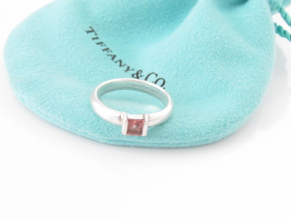 Anillo Apilable Tiffany & Co RARO Plata Rosa Turmalina Talla 5 Foto 3 de 4