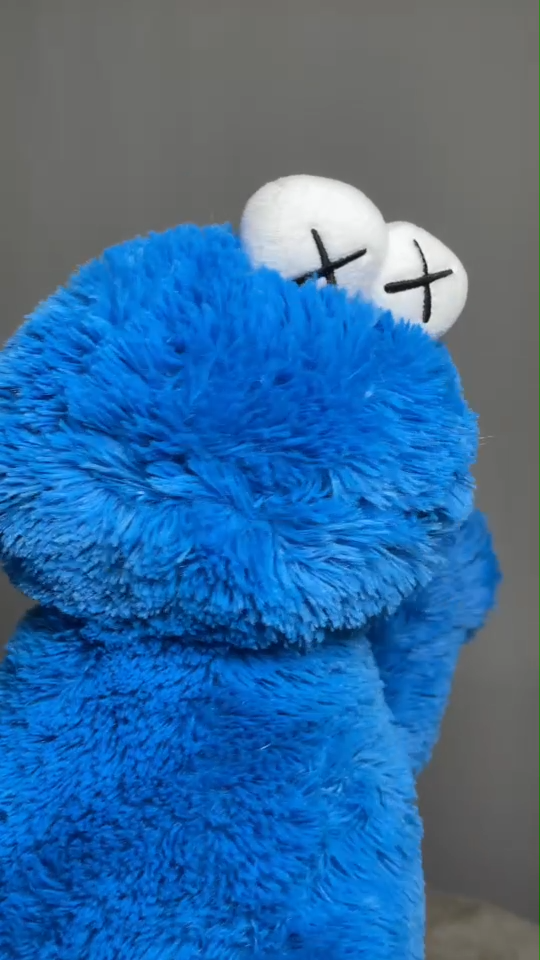 KAWS x Sesame Street Cookie Monster Plush Uniqlo Limited KAWS x Sesame Street Cookie Monster Plush Uniqlo Limited