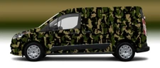 60 "  X  5 FT GIRL GREEN AND BLACK CAMOUFLAGE VINYL WRAP  CARS VANS  WALLS BOATS