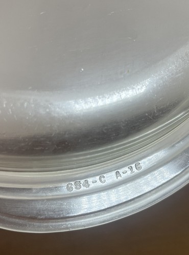 Vintage PYREX 2 Quart Pink Flamingo Round Casserole Dish #024 & Lid READ - Picture 15 of 18