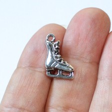 Ice Skate Charms Antique Silver Tone Two Sided 6 charms in one lot Sport CH527