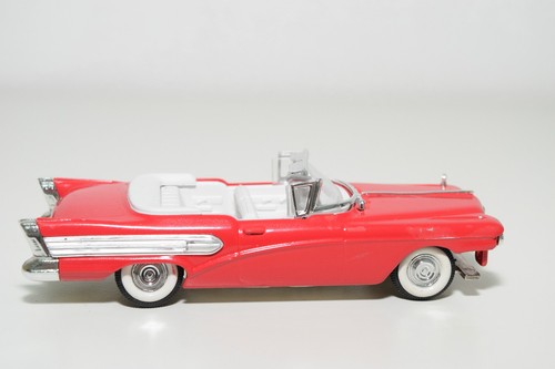 VITESSE BUICK CONVERTIBLE ESPECIAL ROJO BUEN ESTADO - Imagen 3 de 7