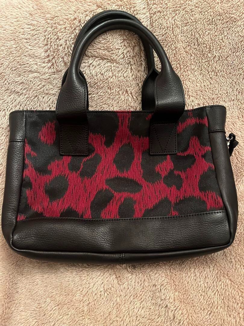 Vivienne Westwood Leopard Print Bag with Pouch Size Vivienne Westwood Leopard Print Bag with Pouch Size