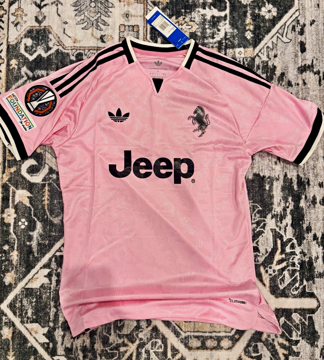 25+ Juventus Pink International Club Soccer Fan Apparel and