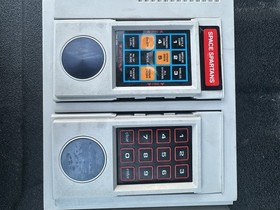 Mattel Intellivision II Console w/ 2 Controllers  UNTESTED with system changer 