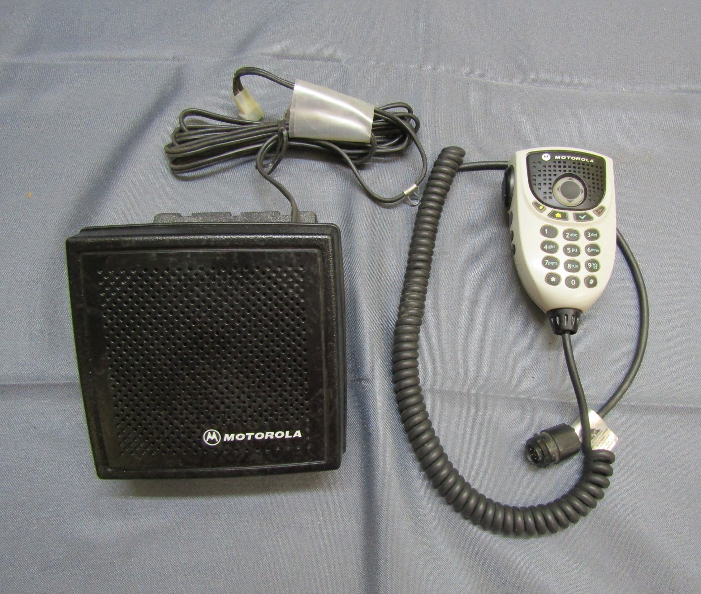 Motorola XTL2500 110 Watt 136-174 VHF MHz Remote Head Two Way Radio M21KTM9PW1AN