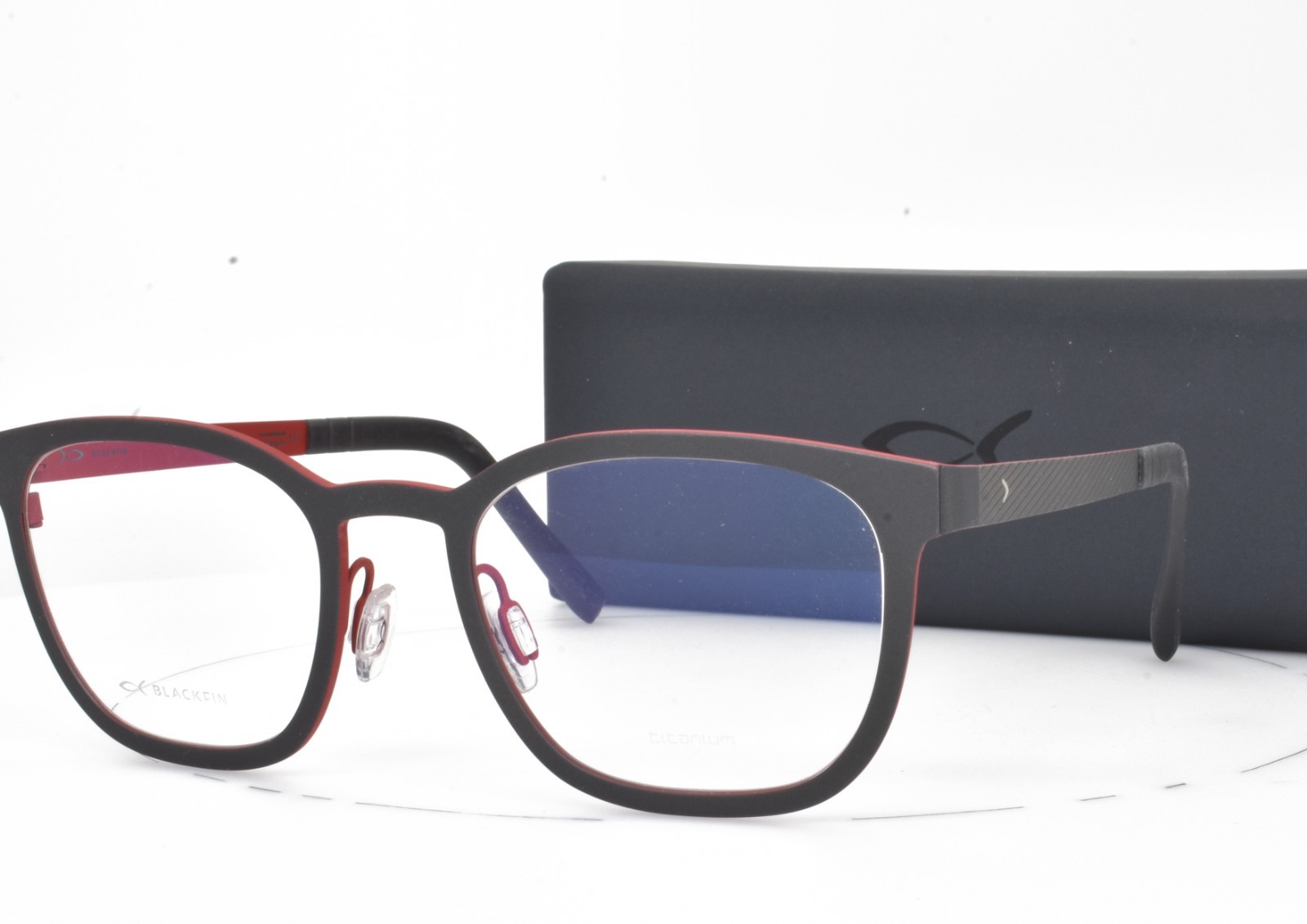 Blackfin Eyeglasses Grey Panto Titanium 51-20-145 915 1284 34690₽