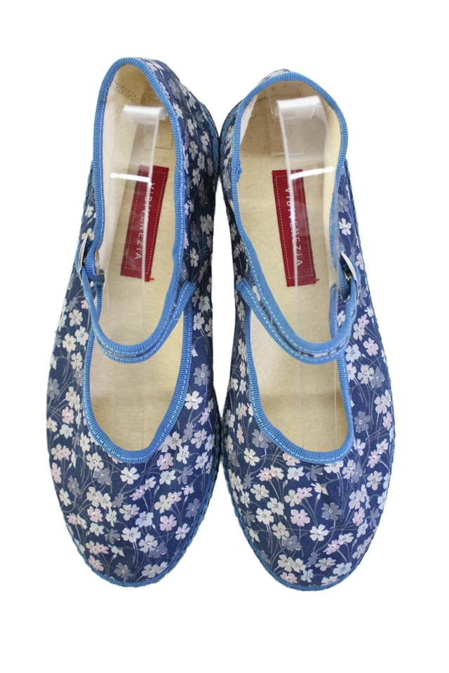 Sapatos femininos Vibi Venezia estampa floral plano Mary Jane azul tamanho 9 - Imagem 2 de 4