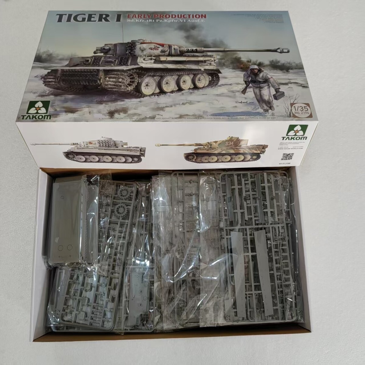 TAKOM KRAZ-6446 & KV-5 スーパーヘビータンク 1/35 TAKOM KRAZ