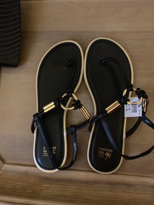 payless airwalk flip flops