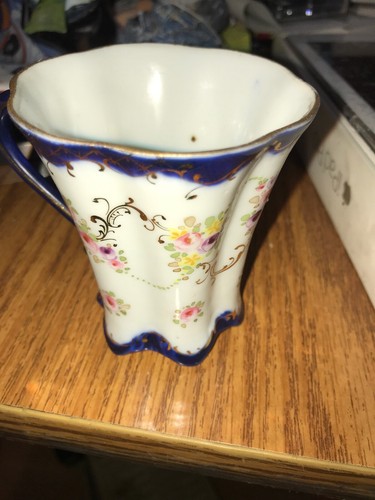 RARE ANTIQUE VTG CUP WITH FLOWERS GOLD RIM GERMAN? FLOWER SHAPED BOTTOM & TOP - Picture 5 of 12
