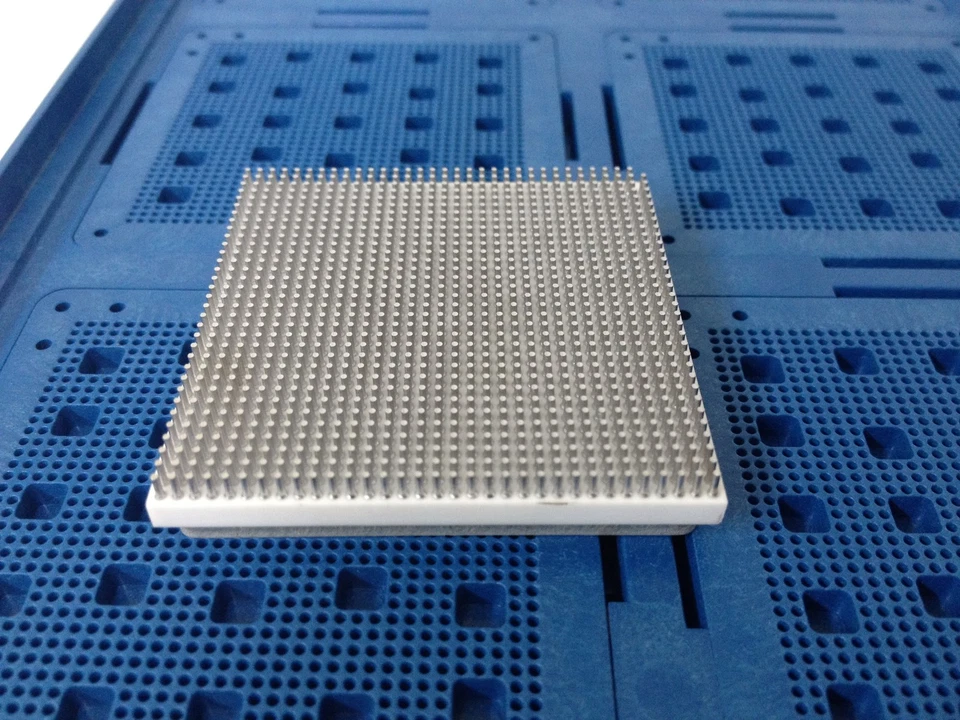 Lot of 1pc SUN Micro IBM AMX 2.2 100-5873-04 09K5158, B220043V, Processor PGA - Image 2 of 2