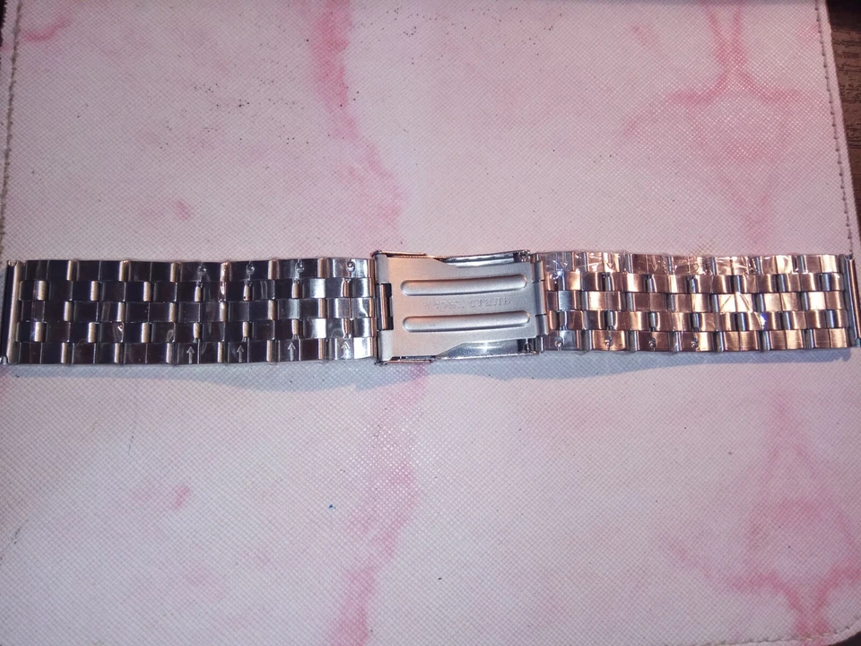 Pulsera estándar Vostok Amfibia 22mm. Foto 2 de 3