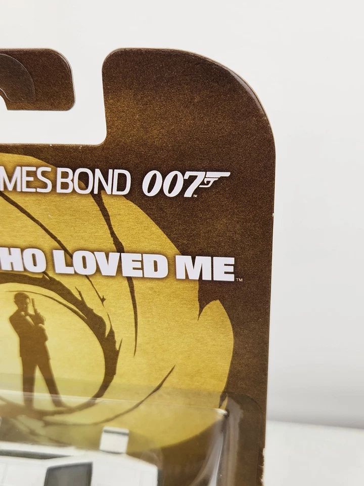 Hot Wheels Lotus Esprit S1 Submarine James Bond 007 The Spy Who Loved Me 2013 - Image 2 of 4