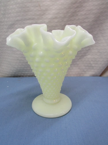 Vintage Green Fenton Hobnail Uranium Glass Trumpet Vase  5 1/2"