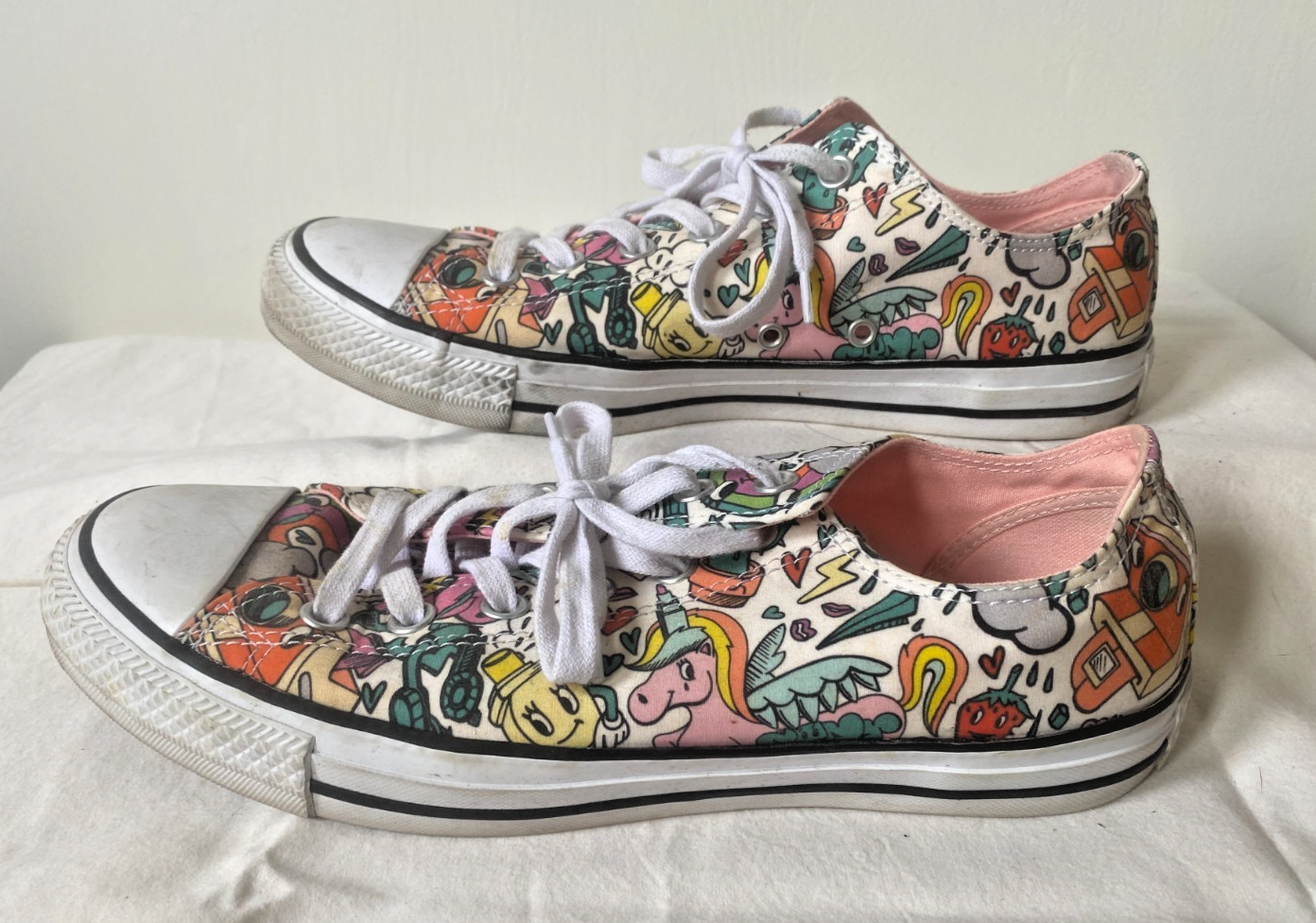 Sneakers basse Converse All Star donna 10 retrò pop pony grafica cartoni animati