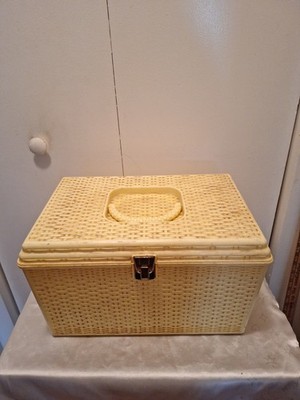 Vintage Wilson Wil-Hold Plastic Trays, sewing box included with broken lid