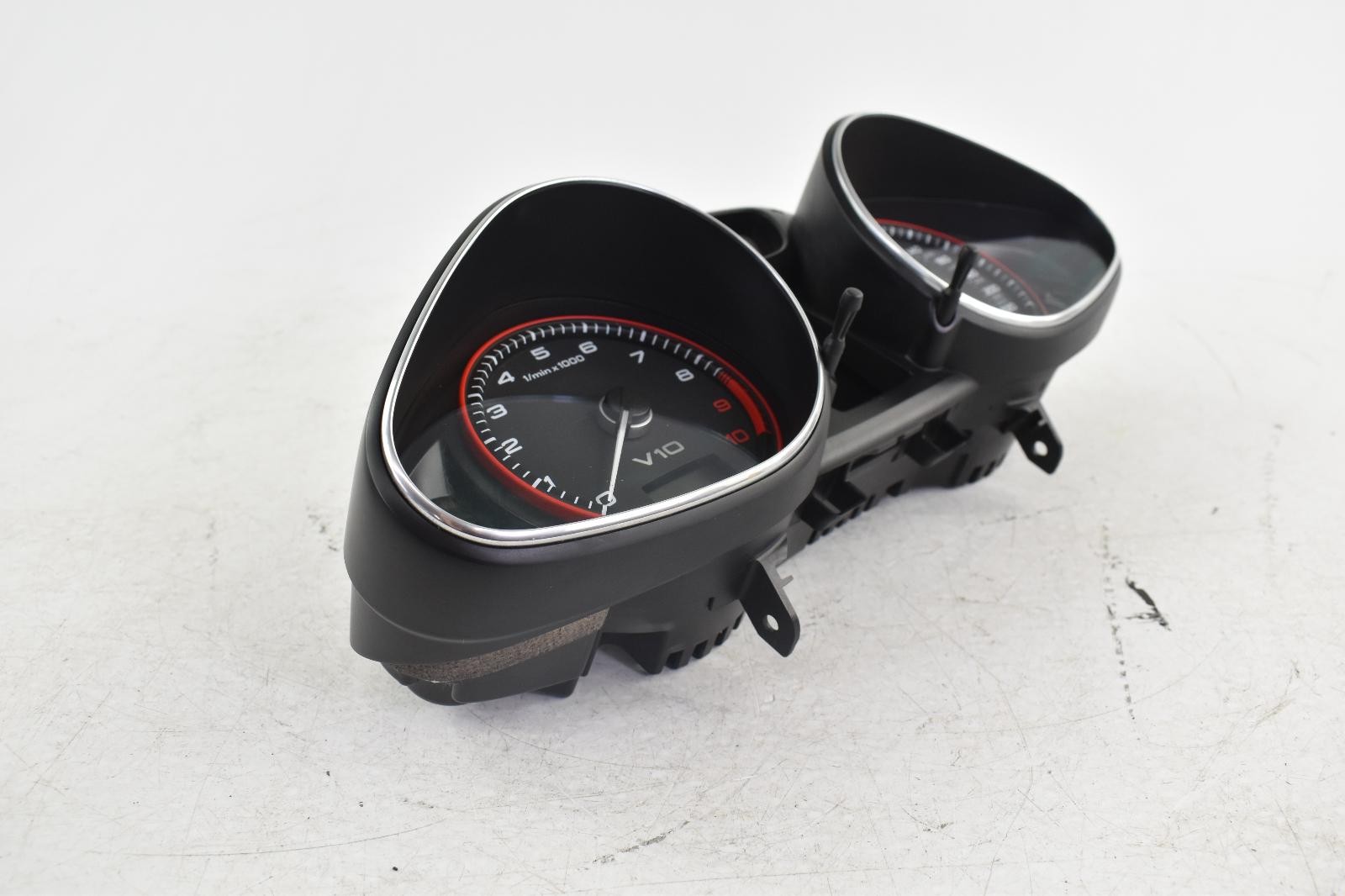 Audi R8 2011 Instrument cluster