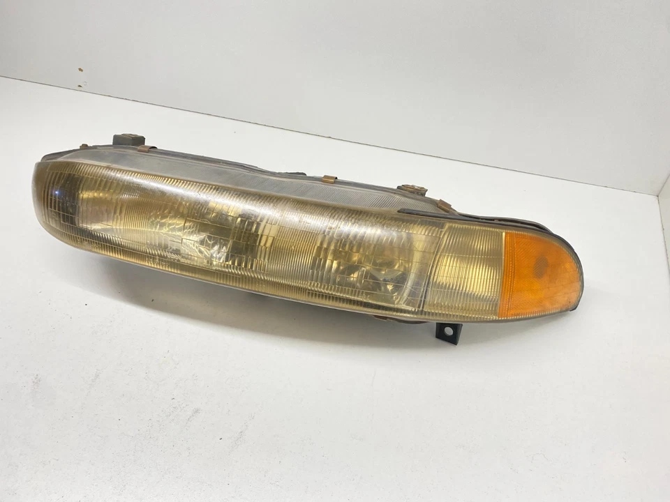 FARO DELANTERO IZQUIERDO LADO CONDUCTOR MITSUBISHI GALANT 1994-1996 OEM, 114-58378 Foto 2 de 4