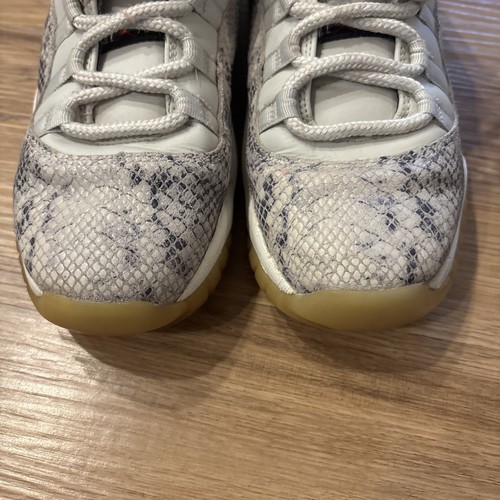 Air Jordan GS 11 Retro Low "SNAKE LIGHT BONE" 2019 Size 7Y CD6847- 002 - Picture 3 of 16