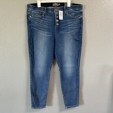 Torrid Bombshell Jeans Size 20S Short Ankle Blue High Waist Button Fly Med Wash